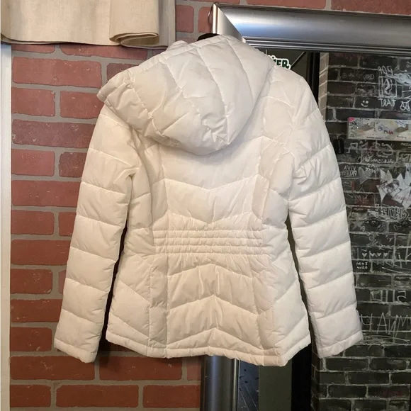 Calvin Klein Women's white Puffer Jacket small - Picture 6 of 6